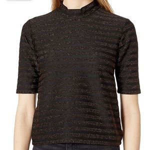 BB Dakota Mock Neck Top